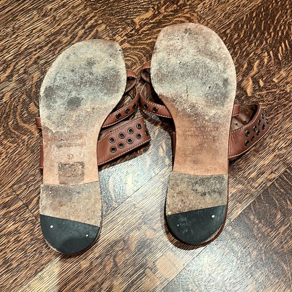 Manolo Blahnik brown leather sandals - Picture 5 of 6